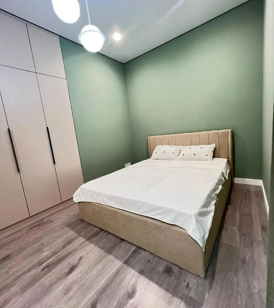 Кристалл 5-12 Apartamento Almaty 0*,